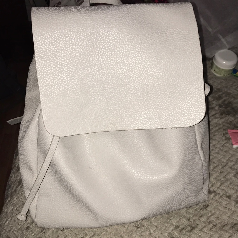 Leather bucket bag